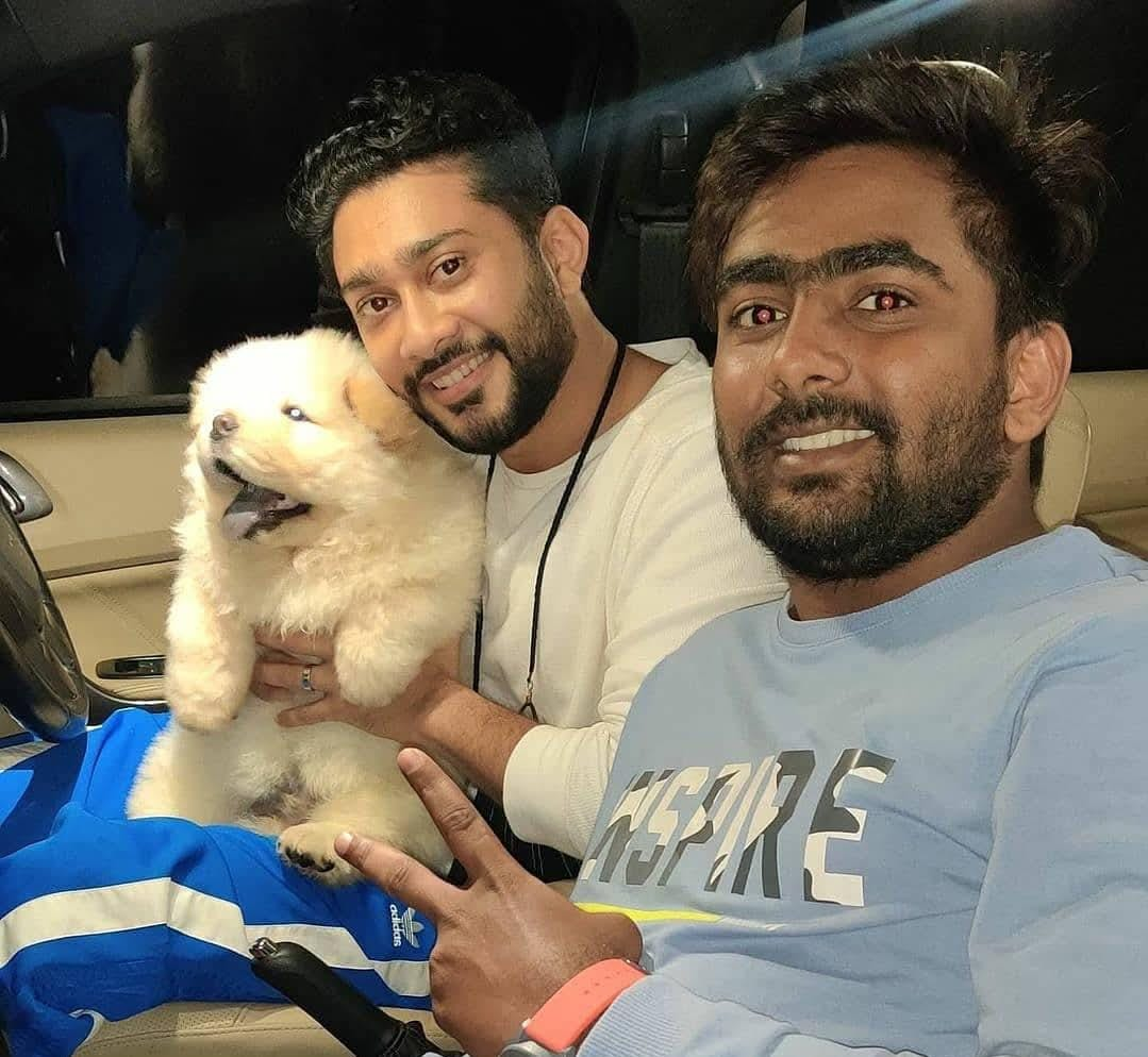 Happy Doggiewale family moment