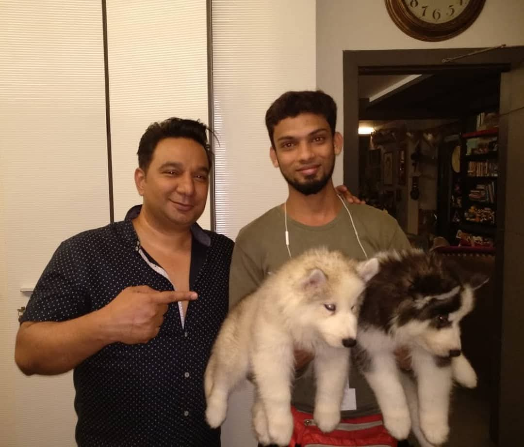 Happy Doggiewale family moment